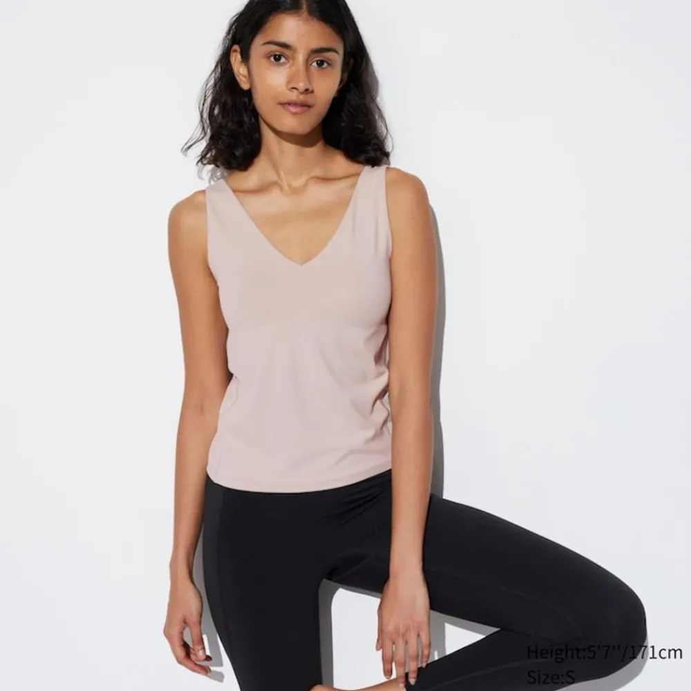 Bh-Tops, Tanktops & Trägertops*UNIQLO Airism Bh-Tanktop Mit V-Ausschnitt