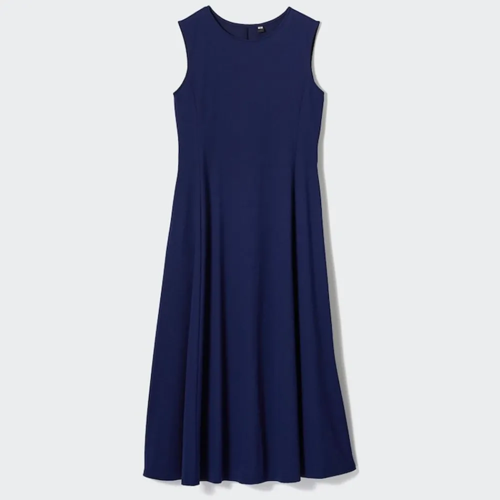 Kleider, Jumpsuits & Overalls*UNIQLO Armelloses Ultra Stretch Airism Kleid Dunkelblau