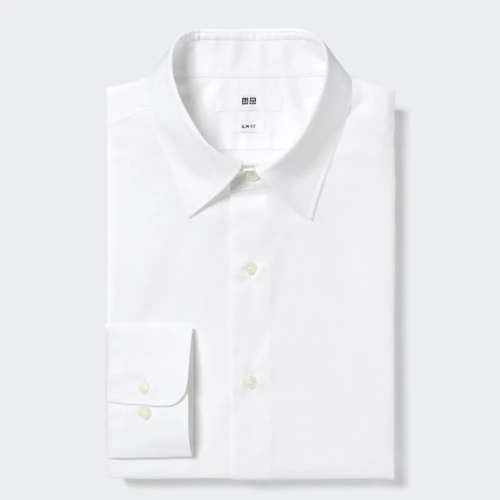 Hemden*UNIQLO Easy Care Stretch Langarm Hemd (Slim Fit)