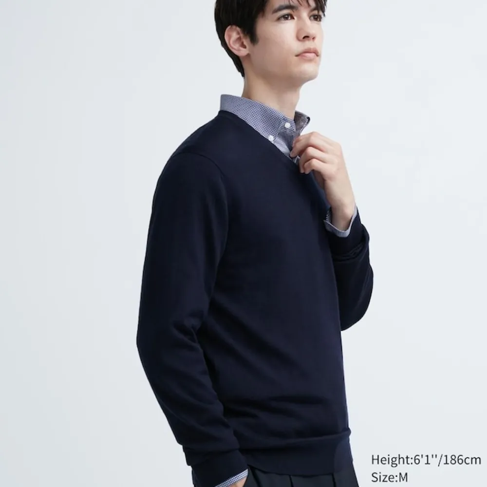 Pullover & Strickjacken*UNIQLO 100 % Extra Feine Merinowolle Pullover Mit V-Ausschnitt