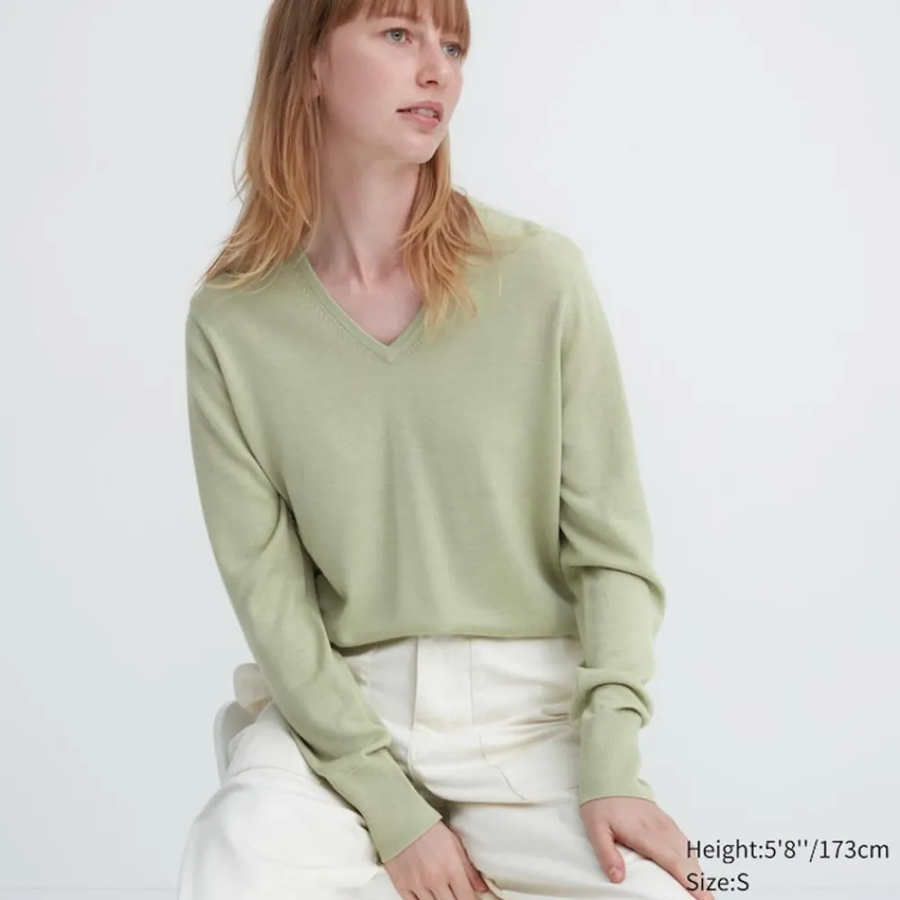 Pullover & Strickjacken*UNIQLO 100 % Extra Feine Merinowolle Pullover Mit V-Ausschnitt