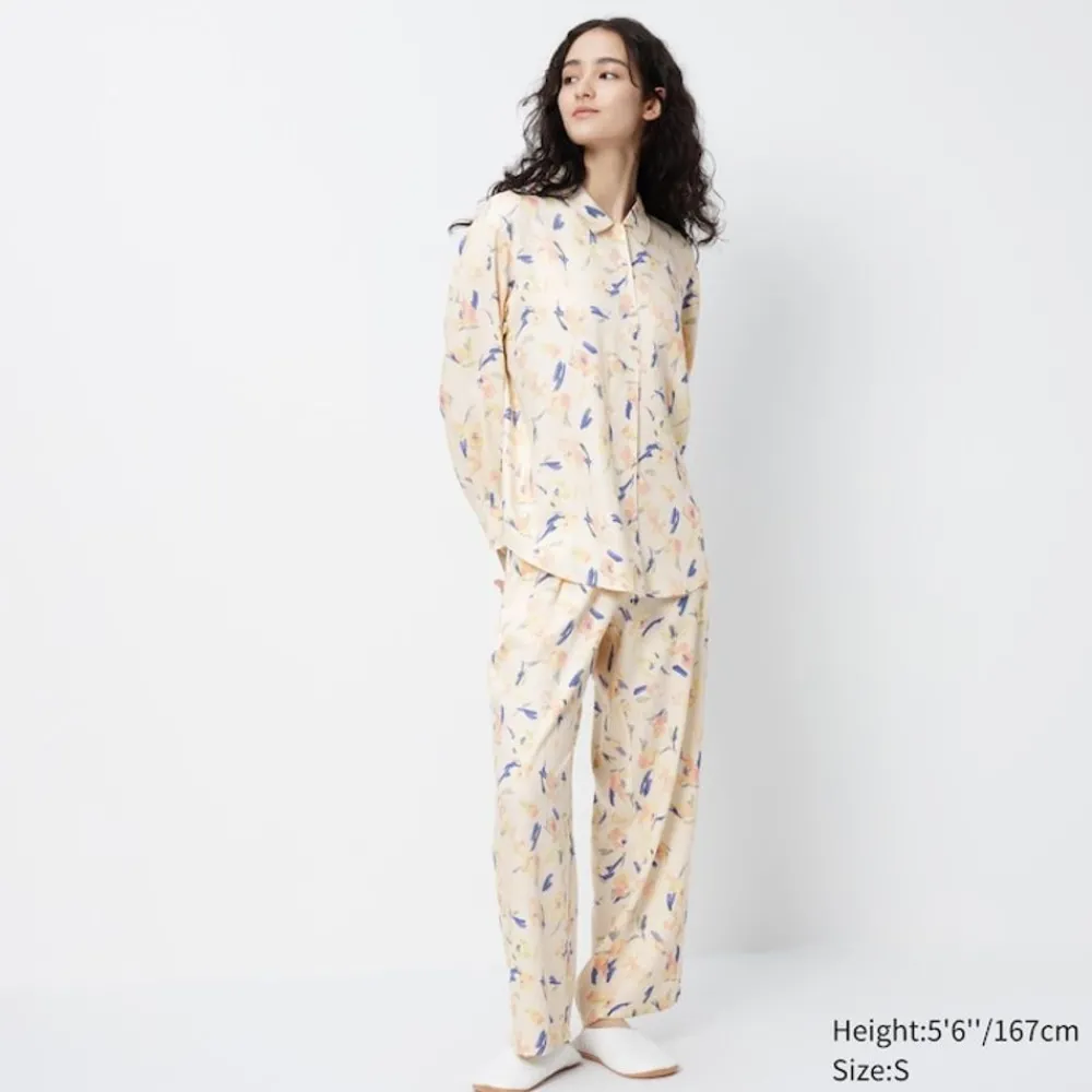 Loungewear & Pyjamas*UNIQLO Gemusterter Satin Langarm Pyjama