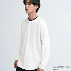 T-Shirts & Oberteile*UNIQLO Langarmshirt In Waffeloptik Mit Henley-Kragen