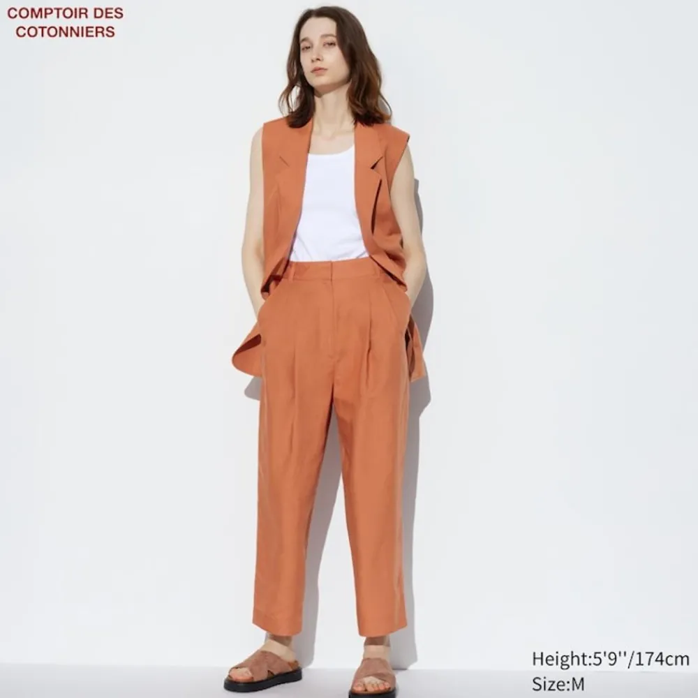 Hosen, Leggings & Jogginghosen*UNIQLO Lyocell Leinen Bundfaltenhose (Tapered Fit)