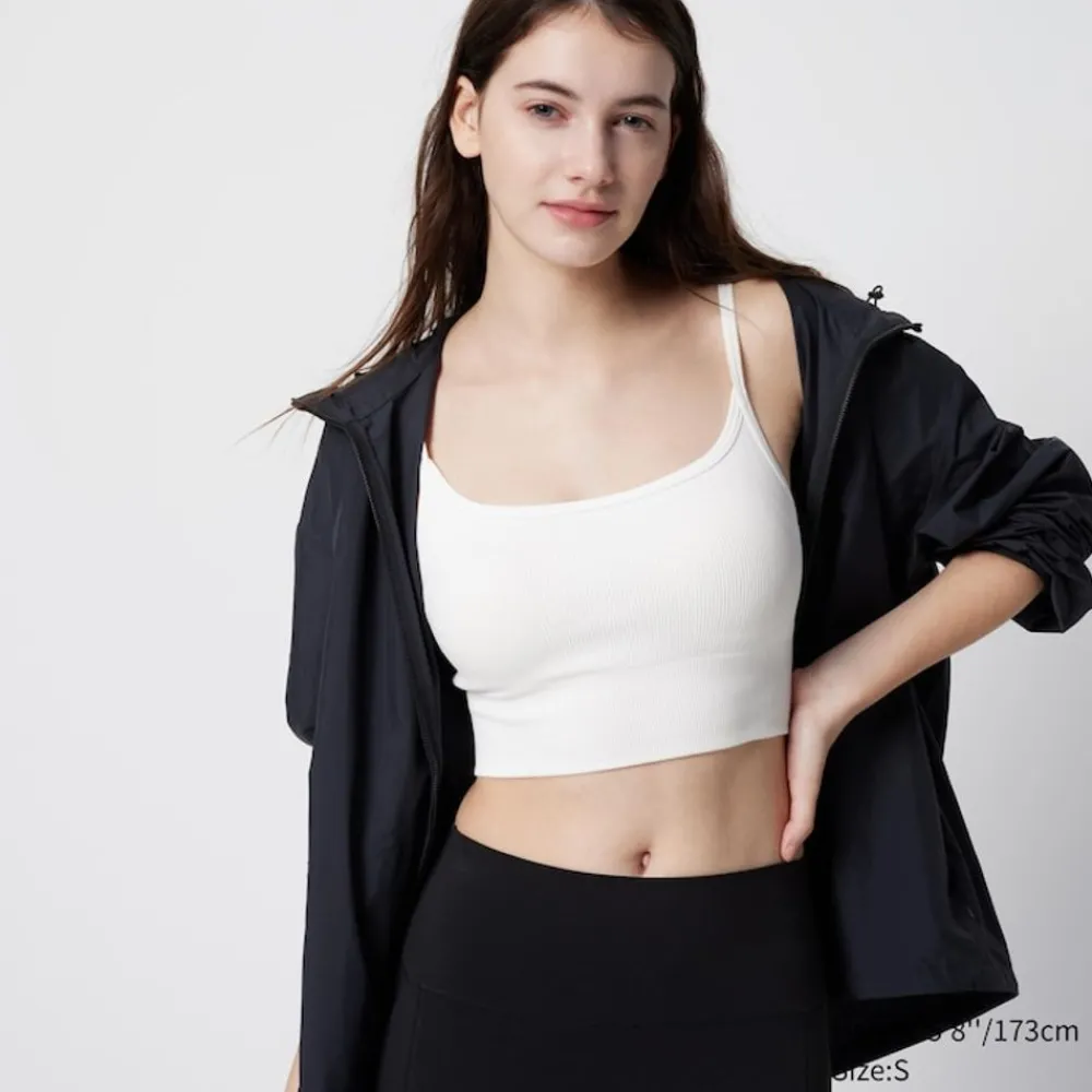 T-Shirts & Oberteile*UNIQLO Nahtloses Bh-Tragertop