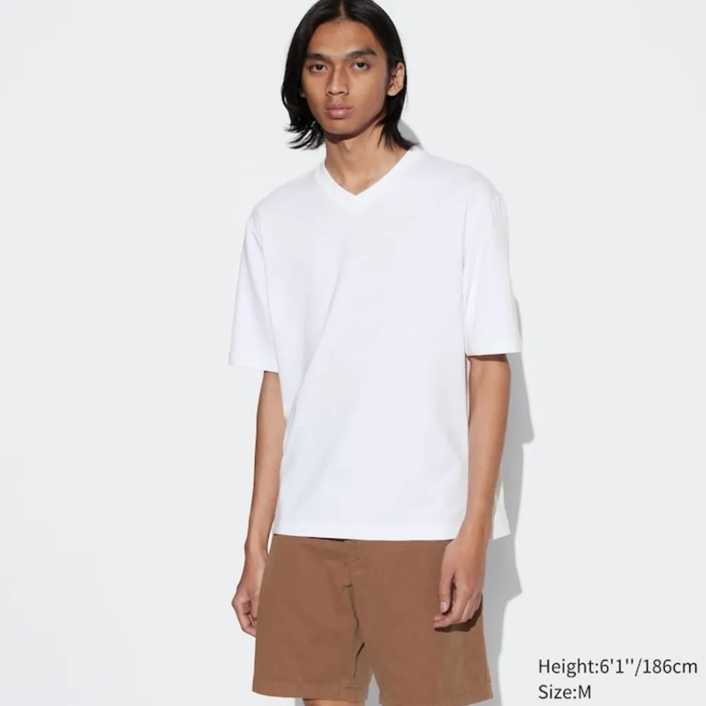 T-Shirts & Oberteile*UNIQLO Oversized Airism Baumwolle Halbarm T-Shirt Mit V-Ausschnitt