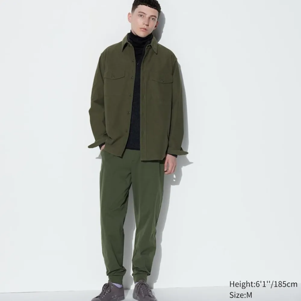 Hosen, Chinos & Jogginghosen*UNIQLO Ultra Stretch Dry-Ex Jogginghose (Lang)